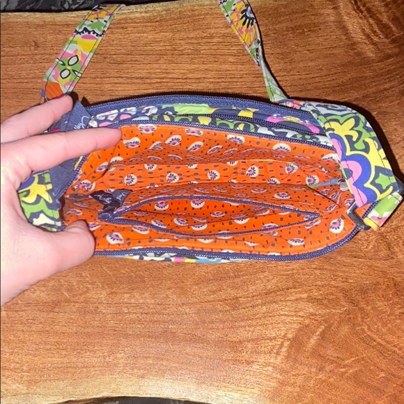 Vera Bradley Crossbody - Picture 4 of 5